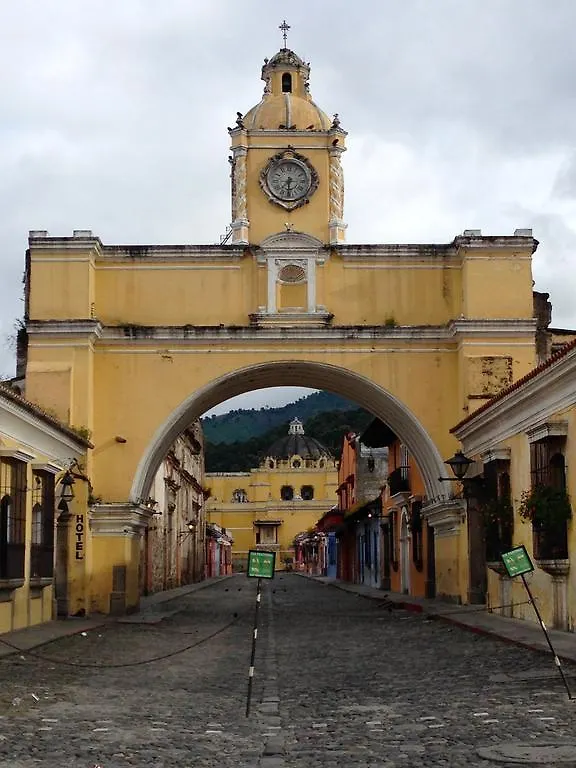 Las Iglesias Hotel Antigua